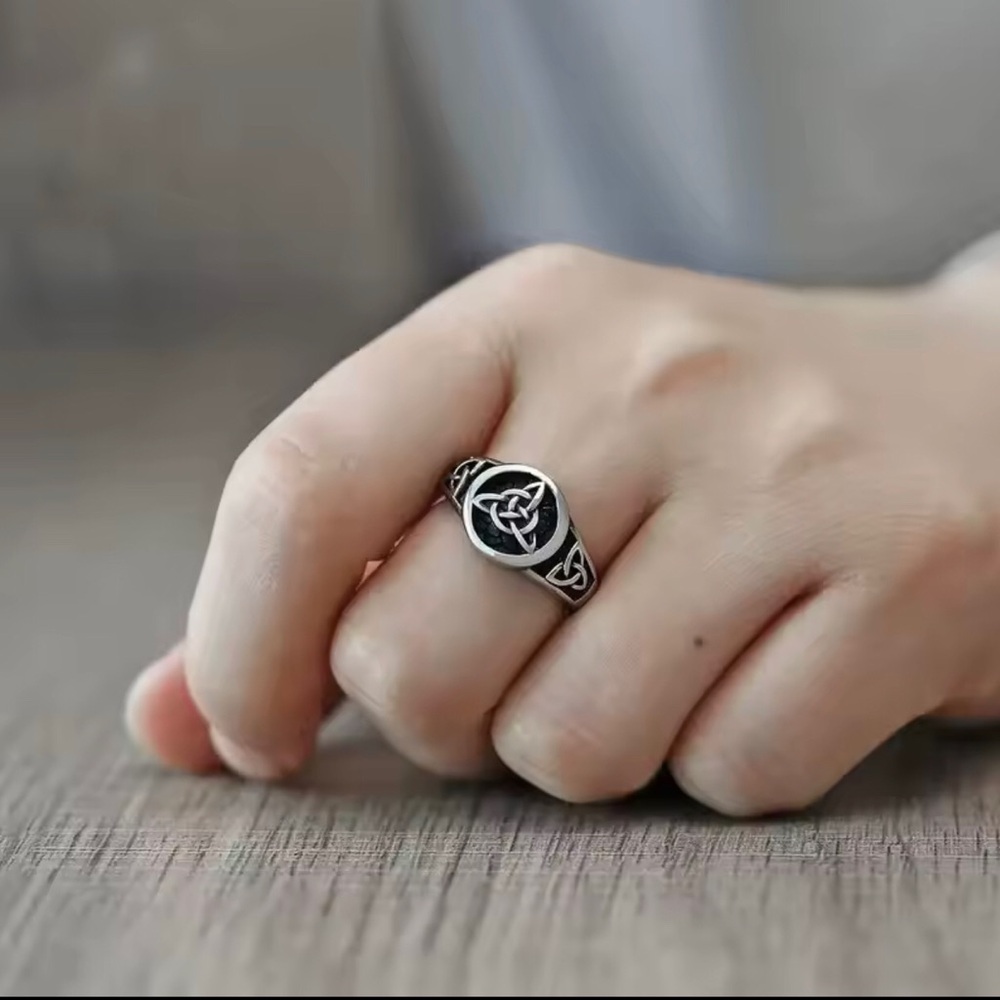 Celtic Knot Stainless Steel Ring Size 10